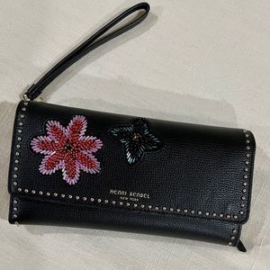 Henri Bendel Wristlet Clutch Wallet